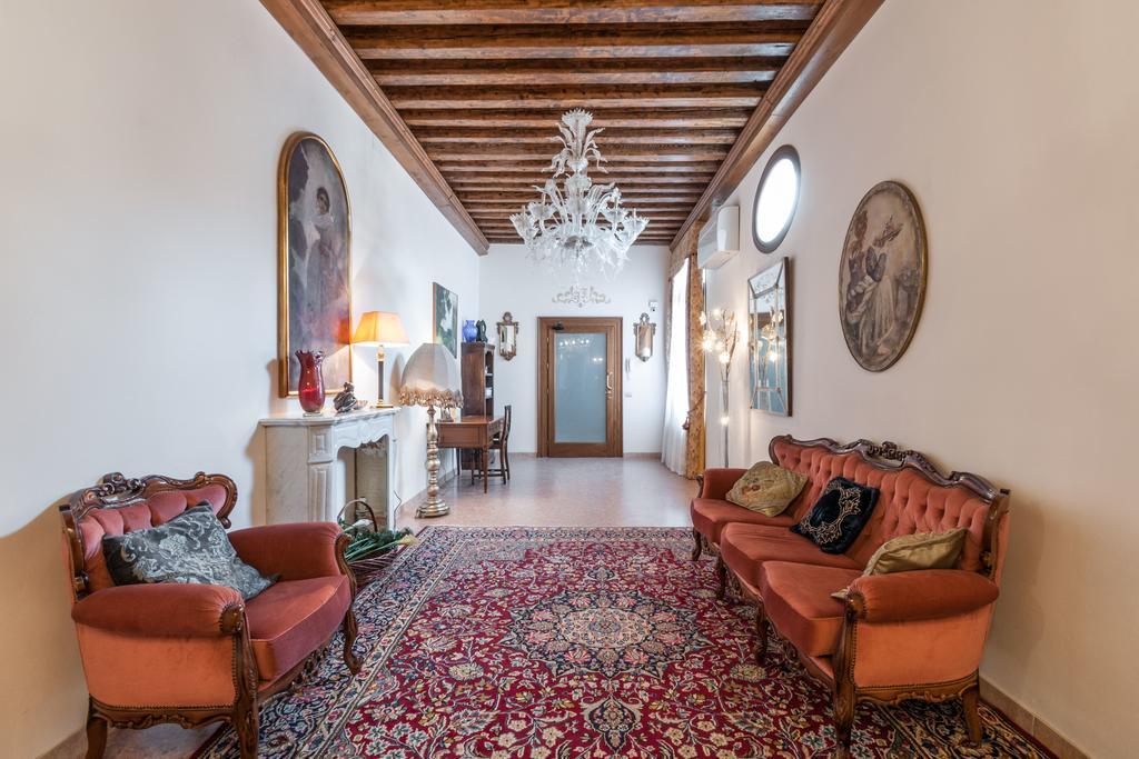 Palazzo Della Torre Apartment Venice Exterior photo
